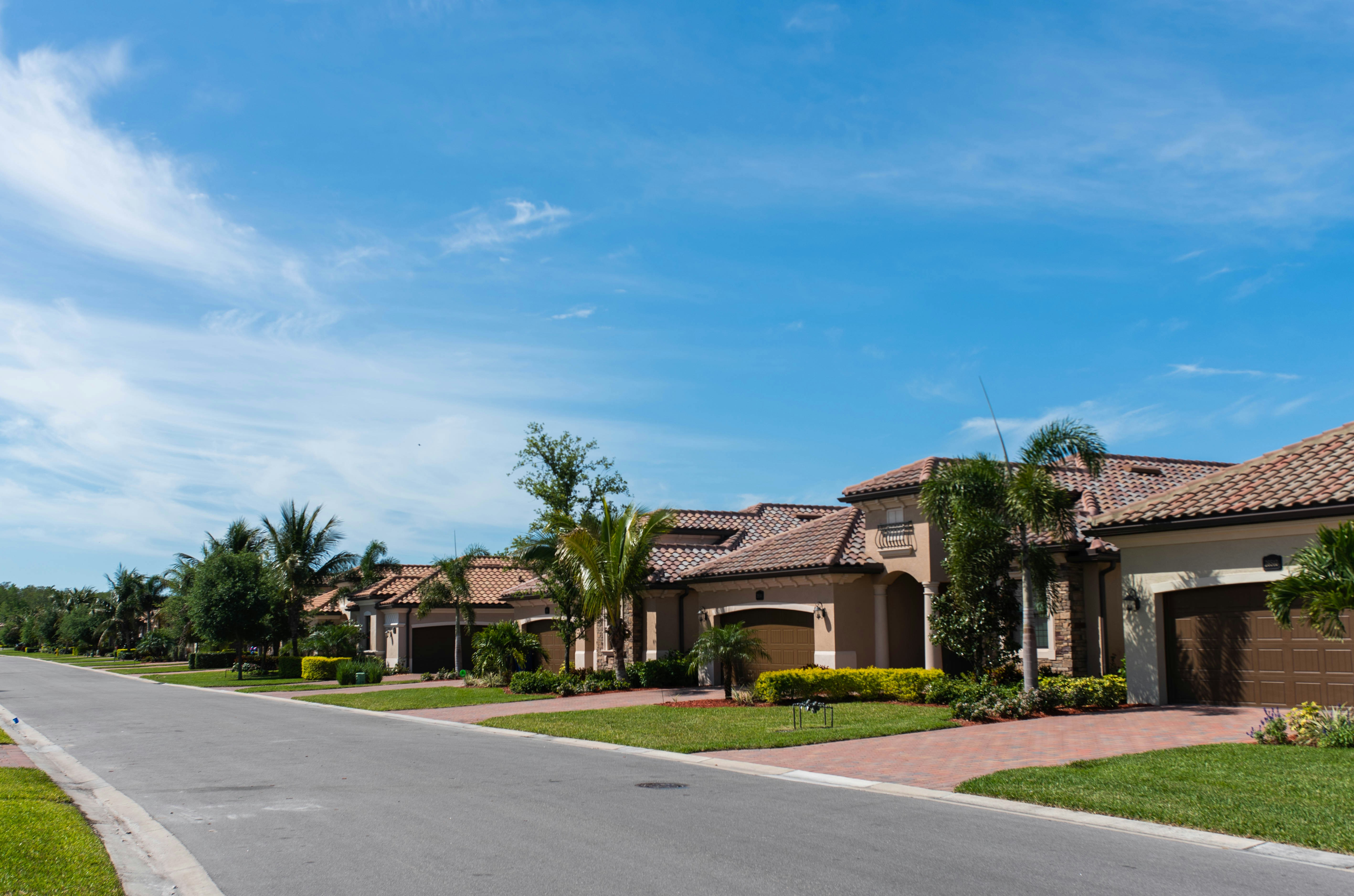 Top 5 Real Estate Trends You Can’t Miss in 2025