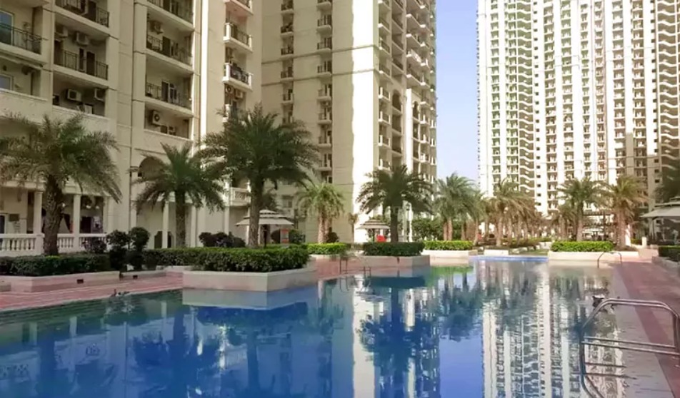 DLF Capital Greens