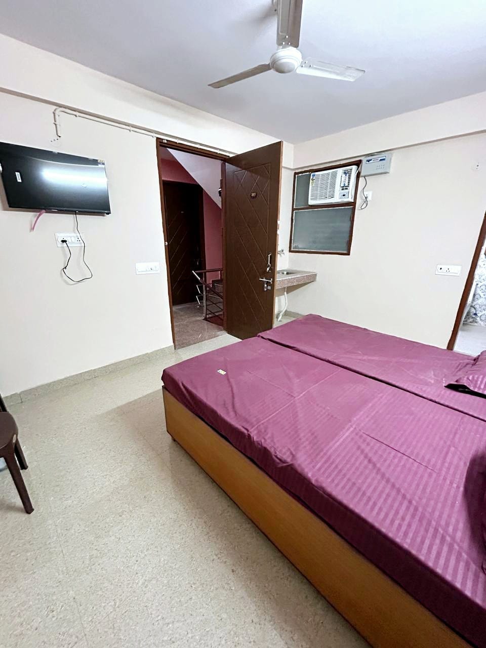 Image 4
