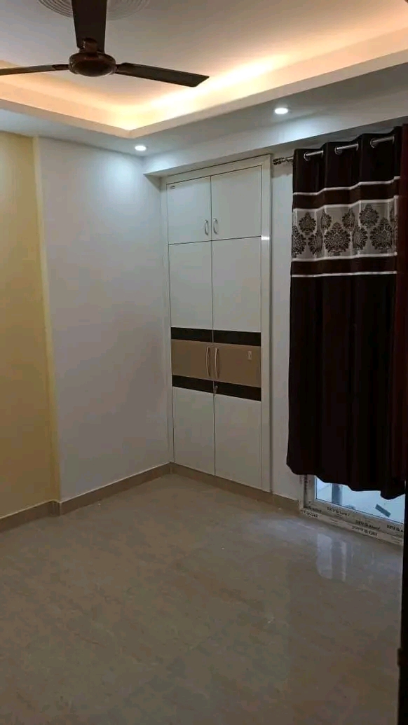 Properties Details 4