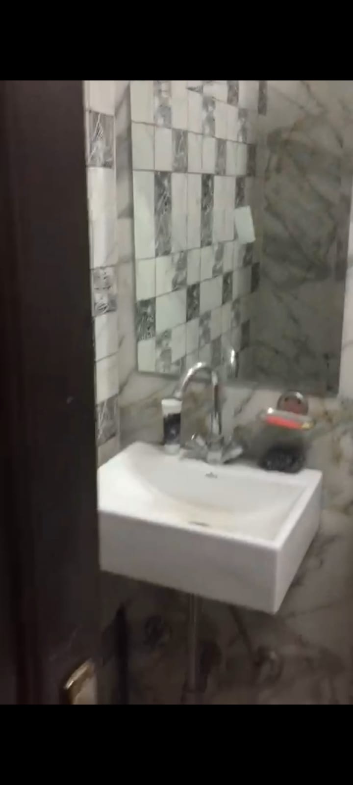 Properties Details 5