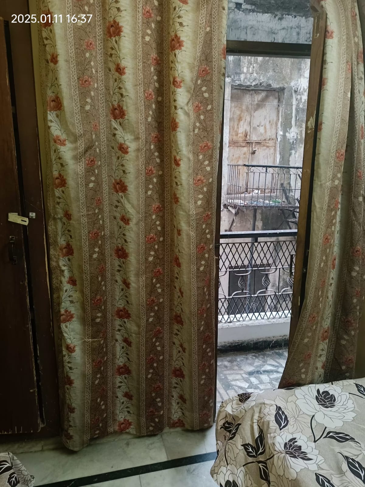 Properties Details 10