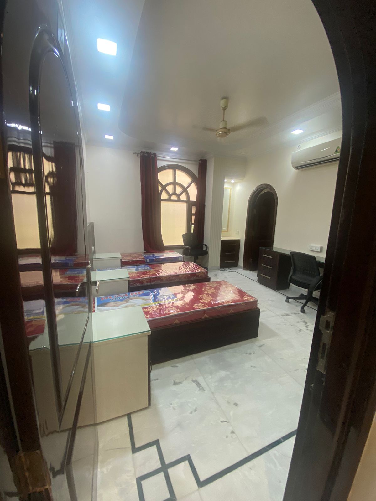 Properties Details 5