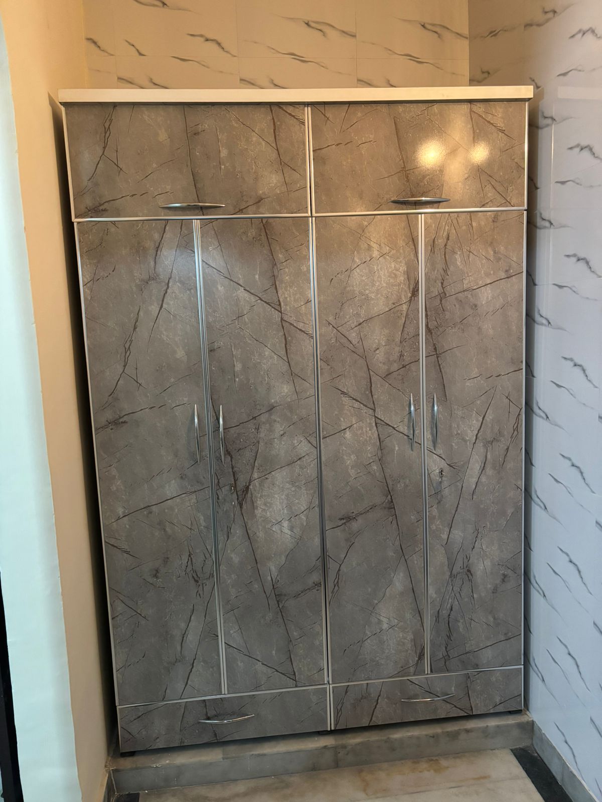 Properties Details 8