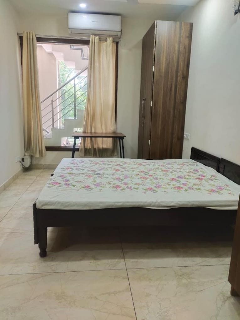 Properties Details 6