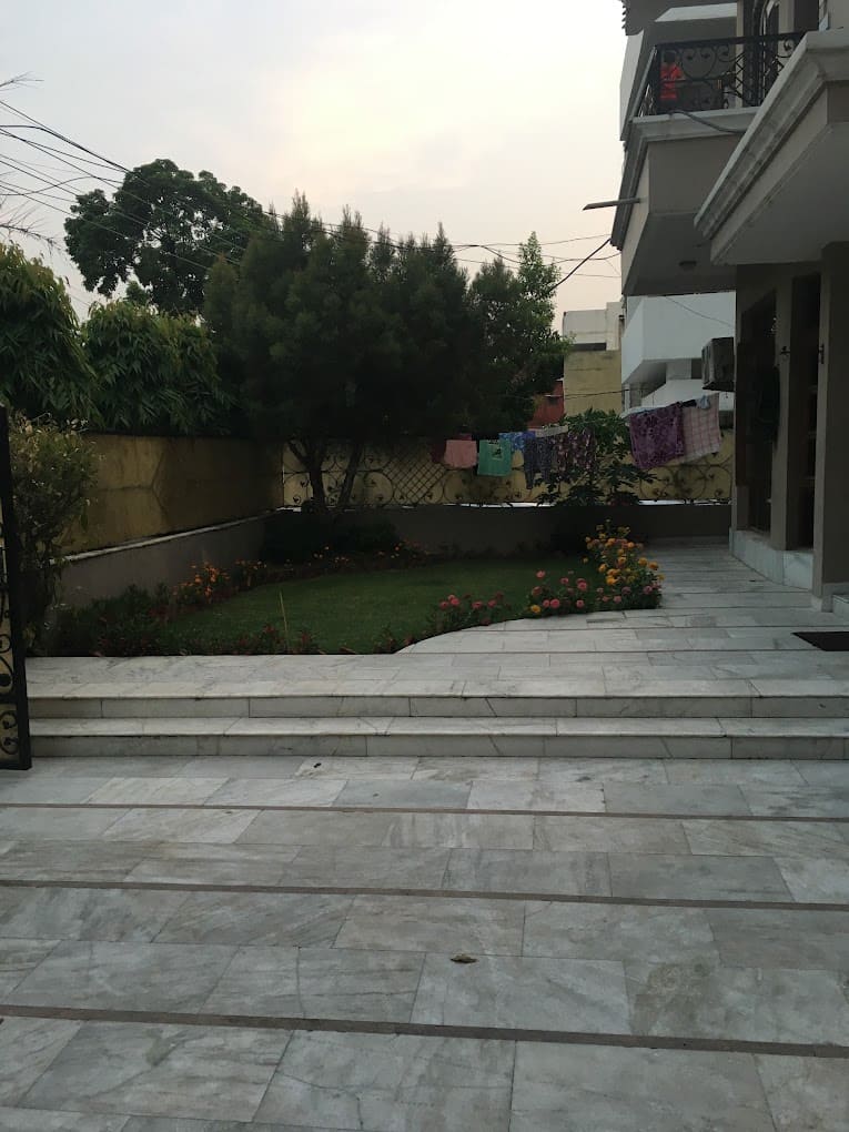 Properties Details 5