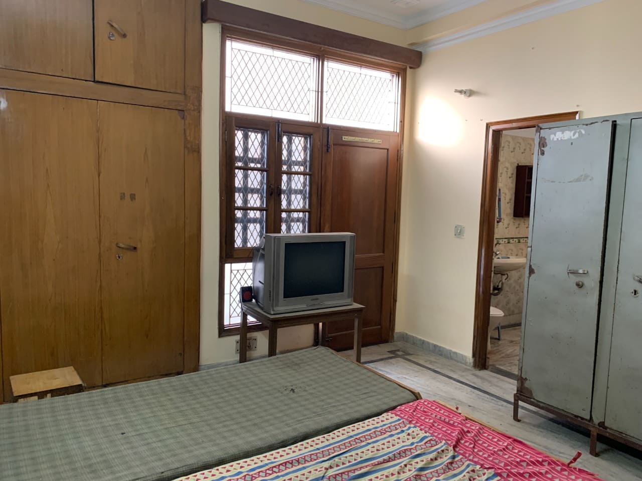 Properties Details 4