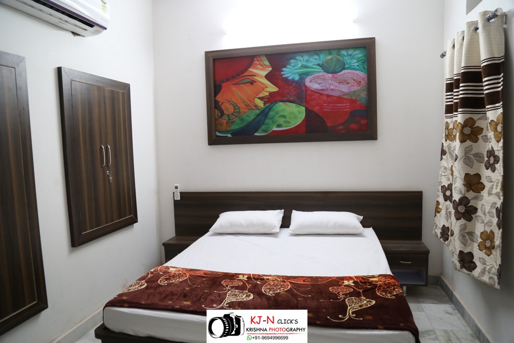 Properties Details 5