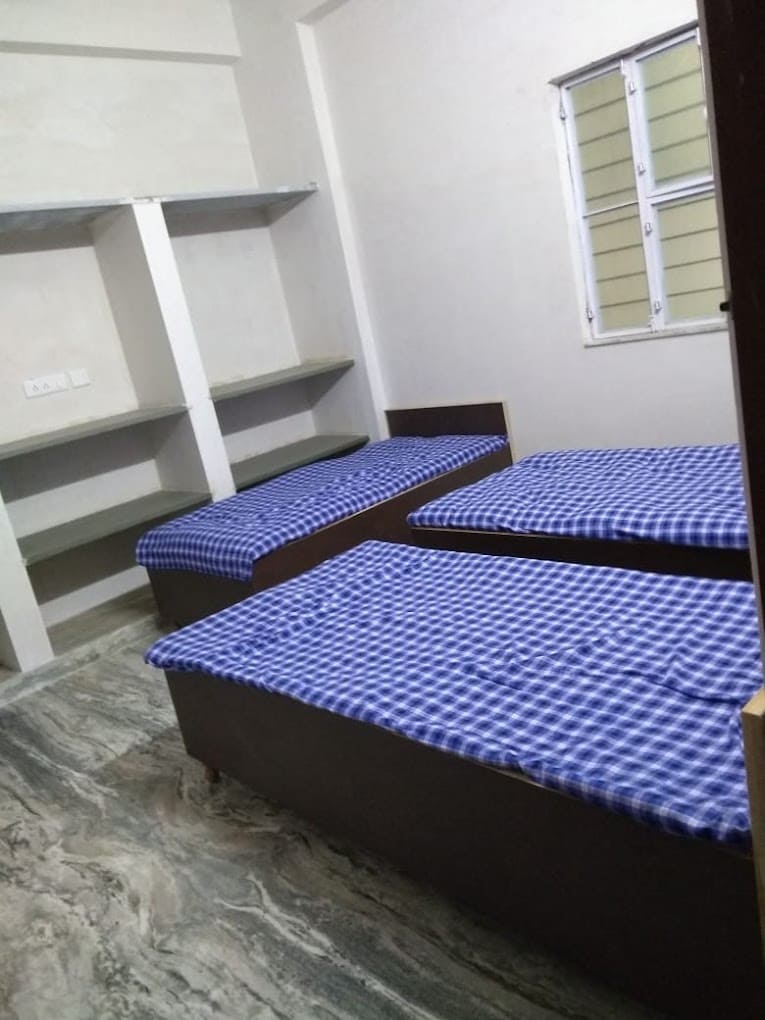 Properties Details 5