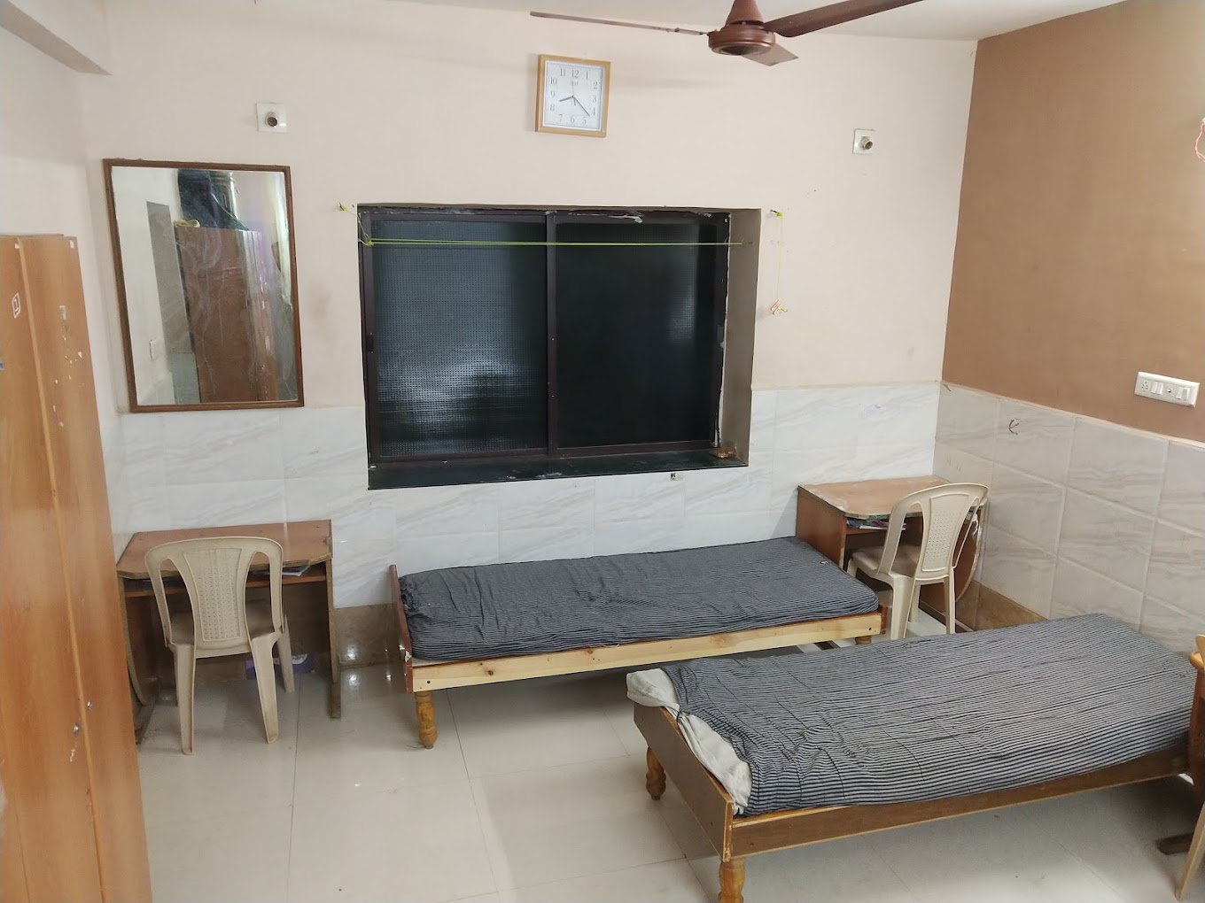 Properties Details 4