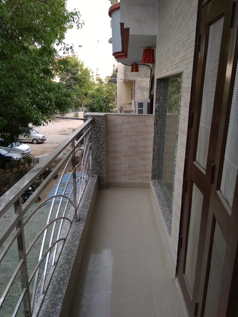 Properties Details 4