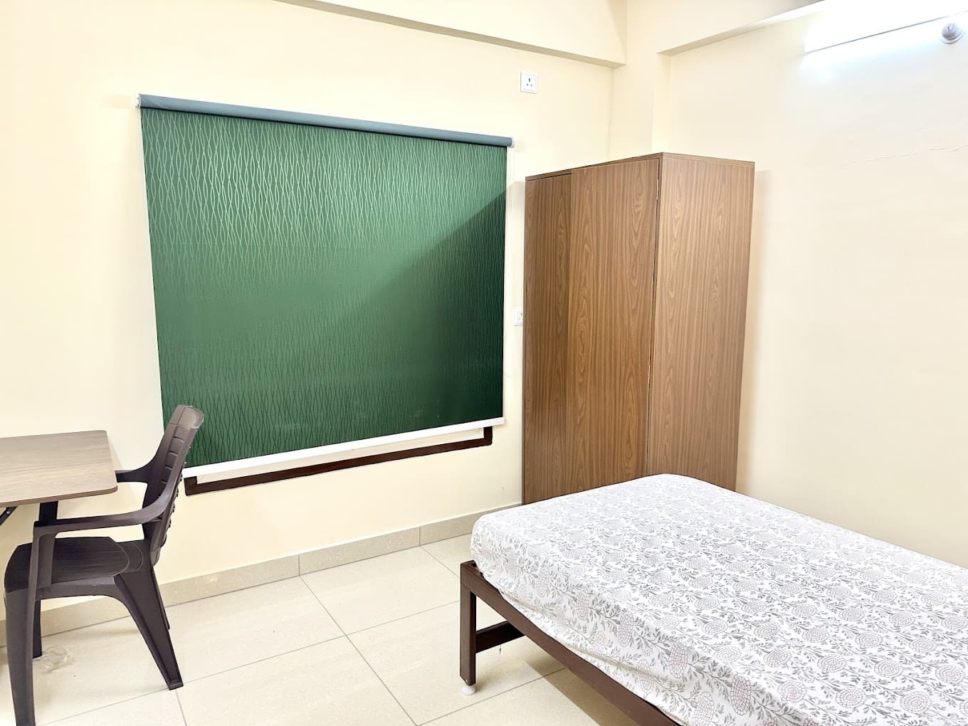 Properties Details 4