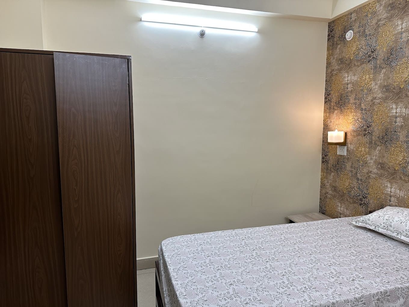 Properties Details 5