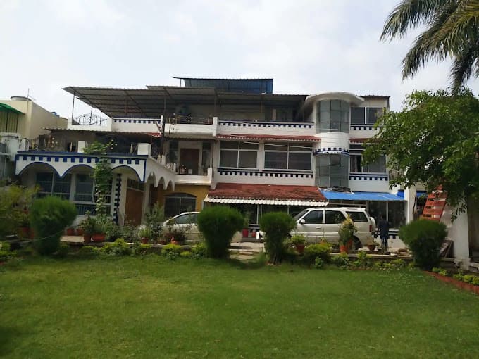 Properties Details 6