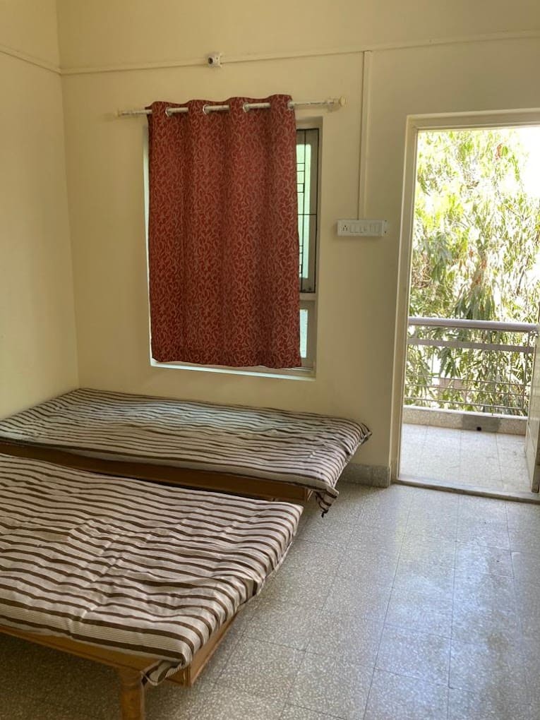 Properties Details 5