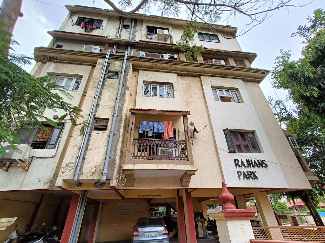 Properties Details 7