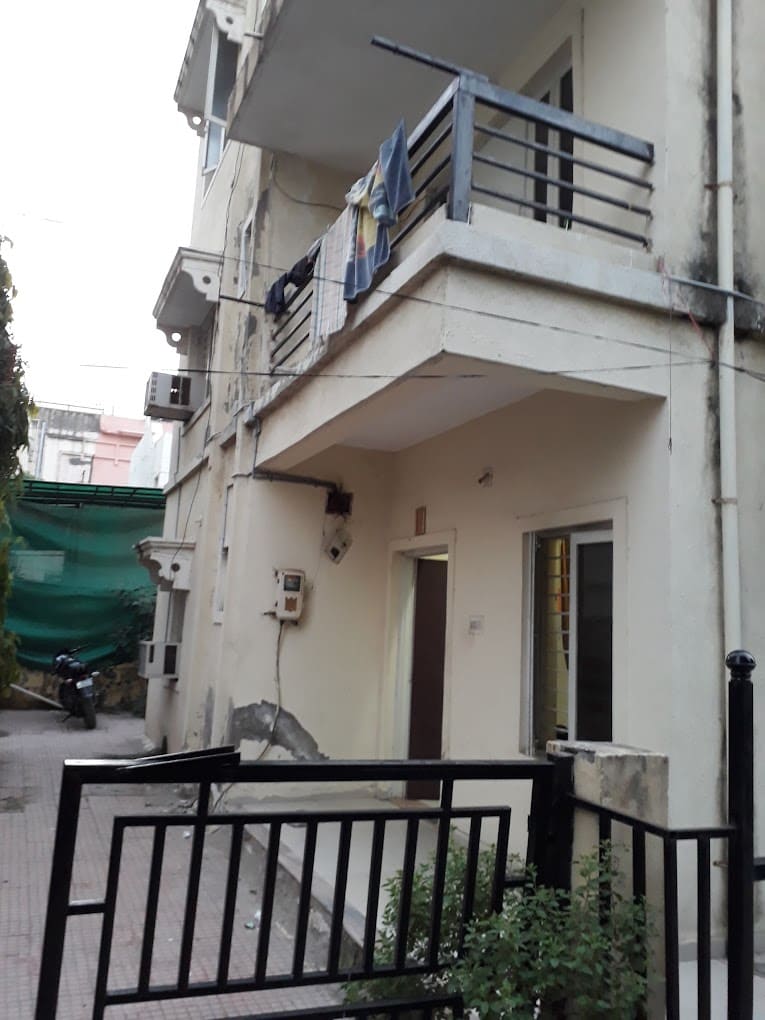 Properties Details 4