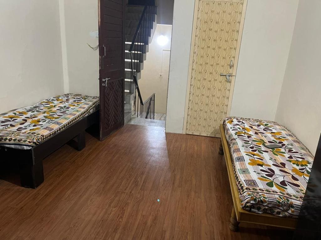 Properties Details 6