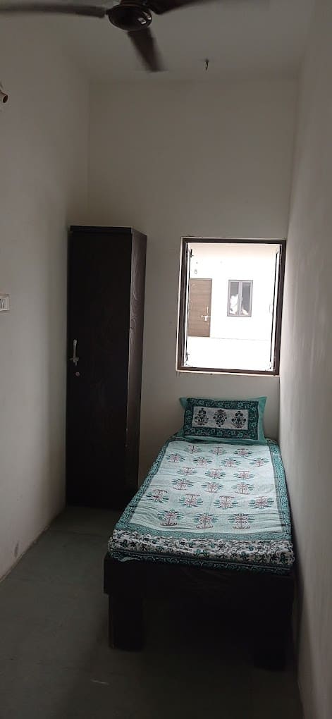 Properties Details 5