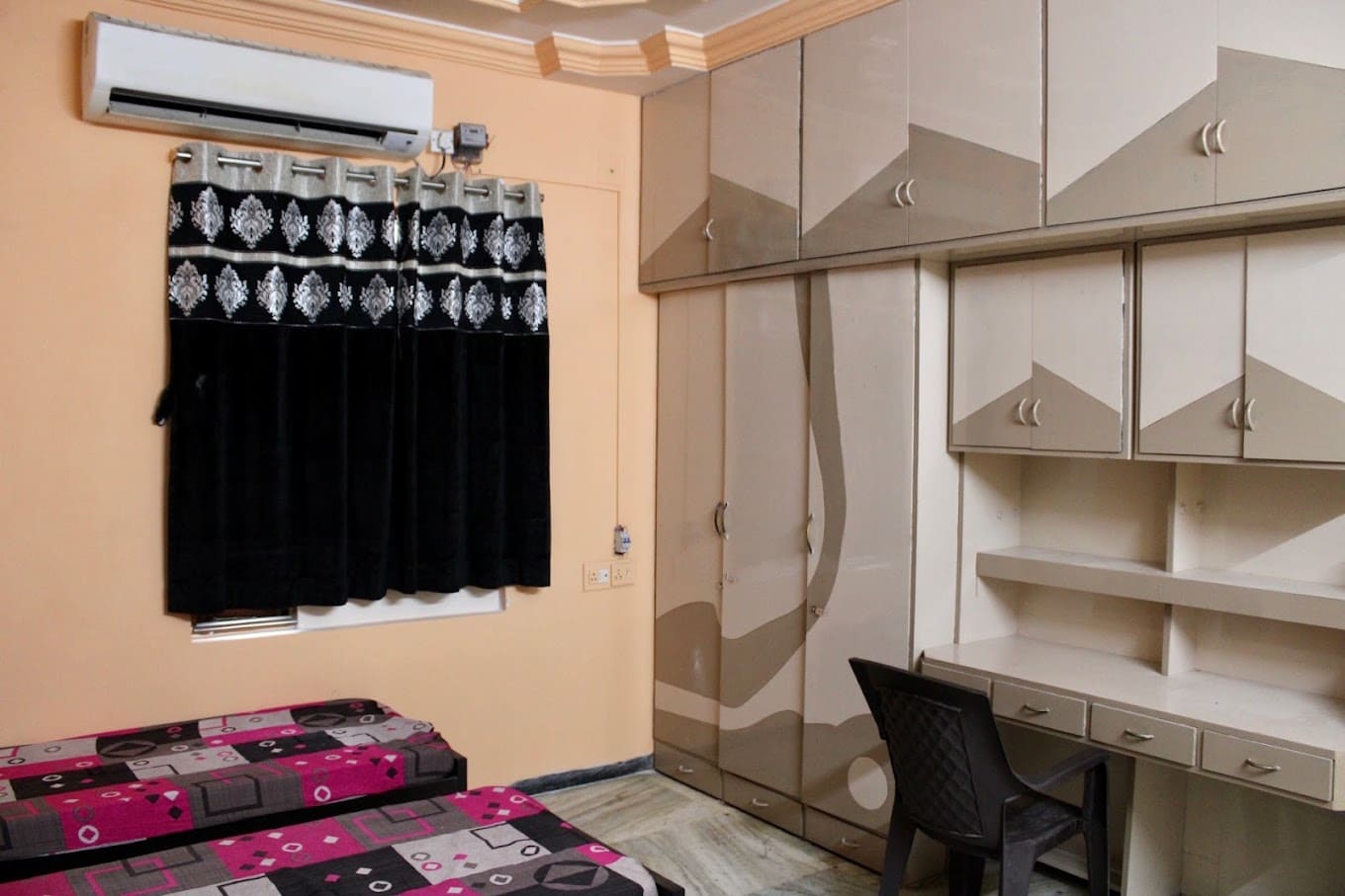 Properties Details 4