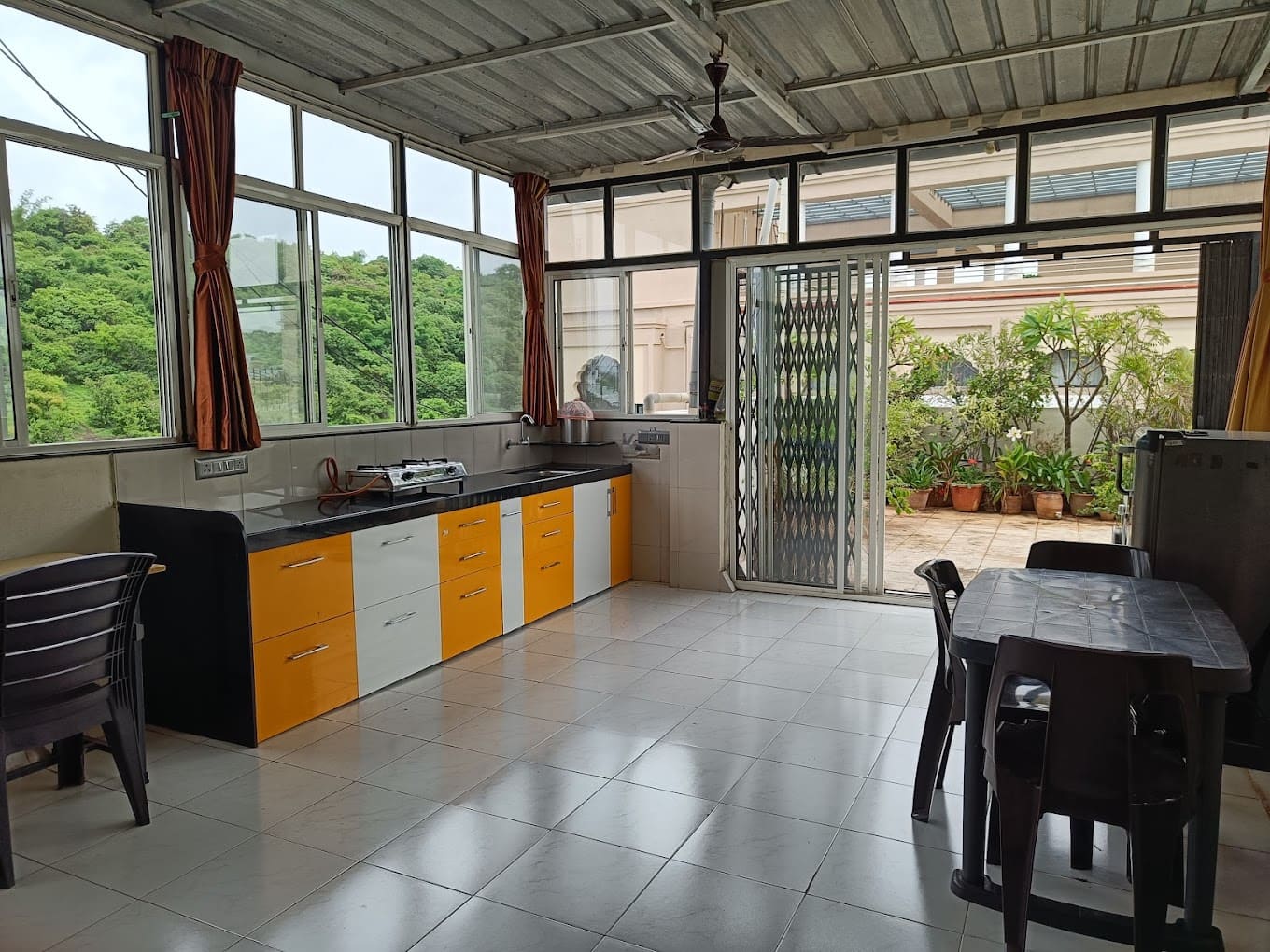 Properties Details 4