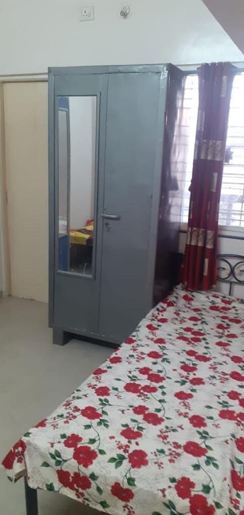 Properties Details 7