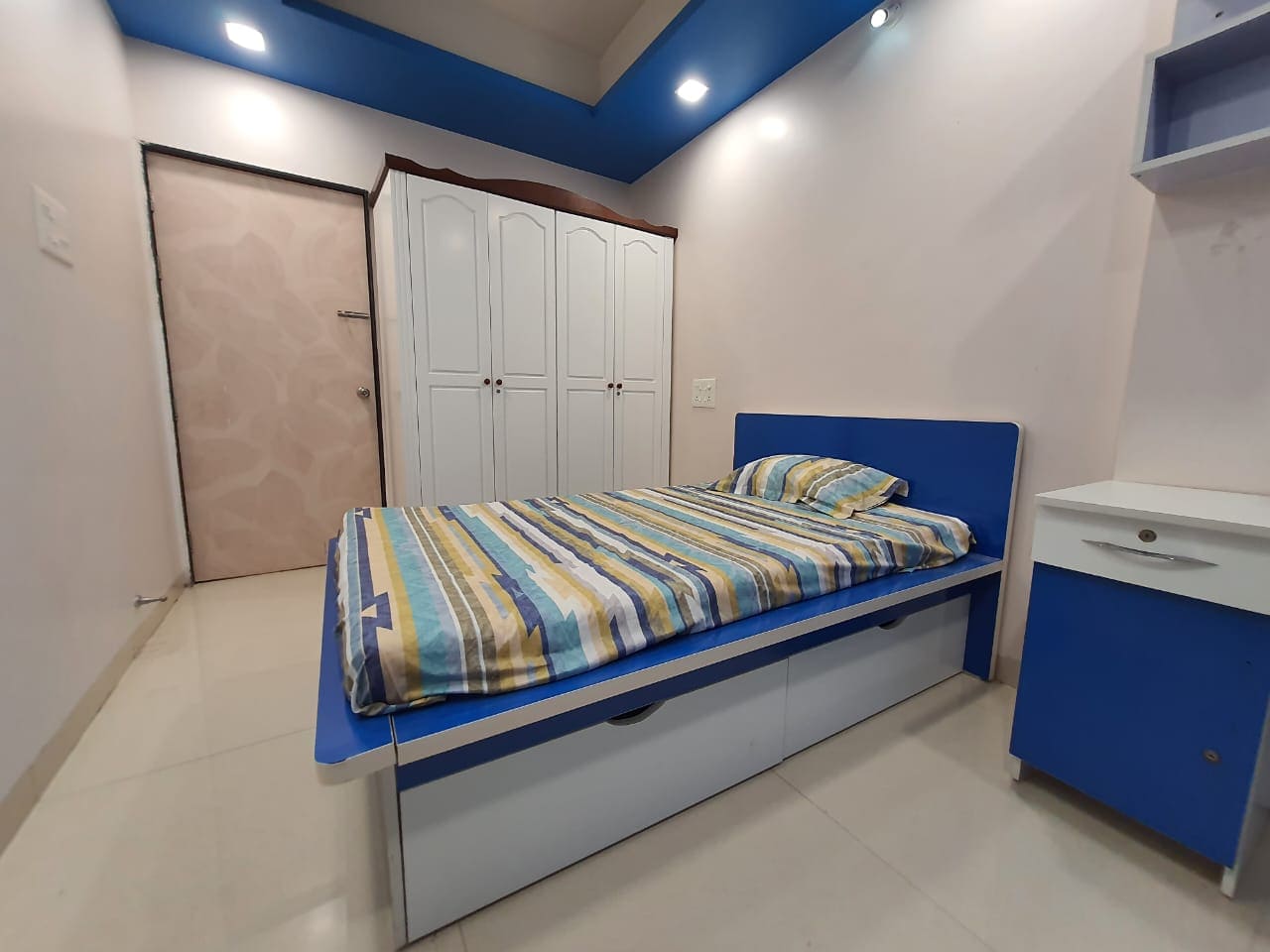 Properties Details 4