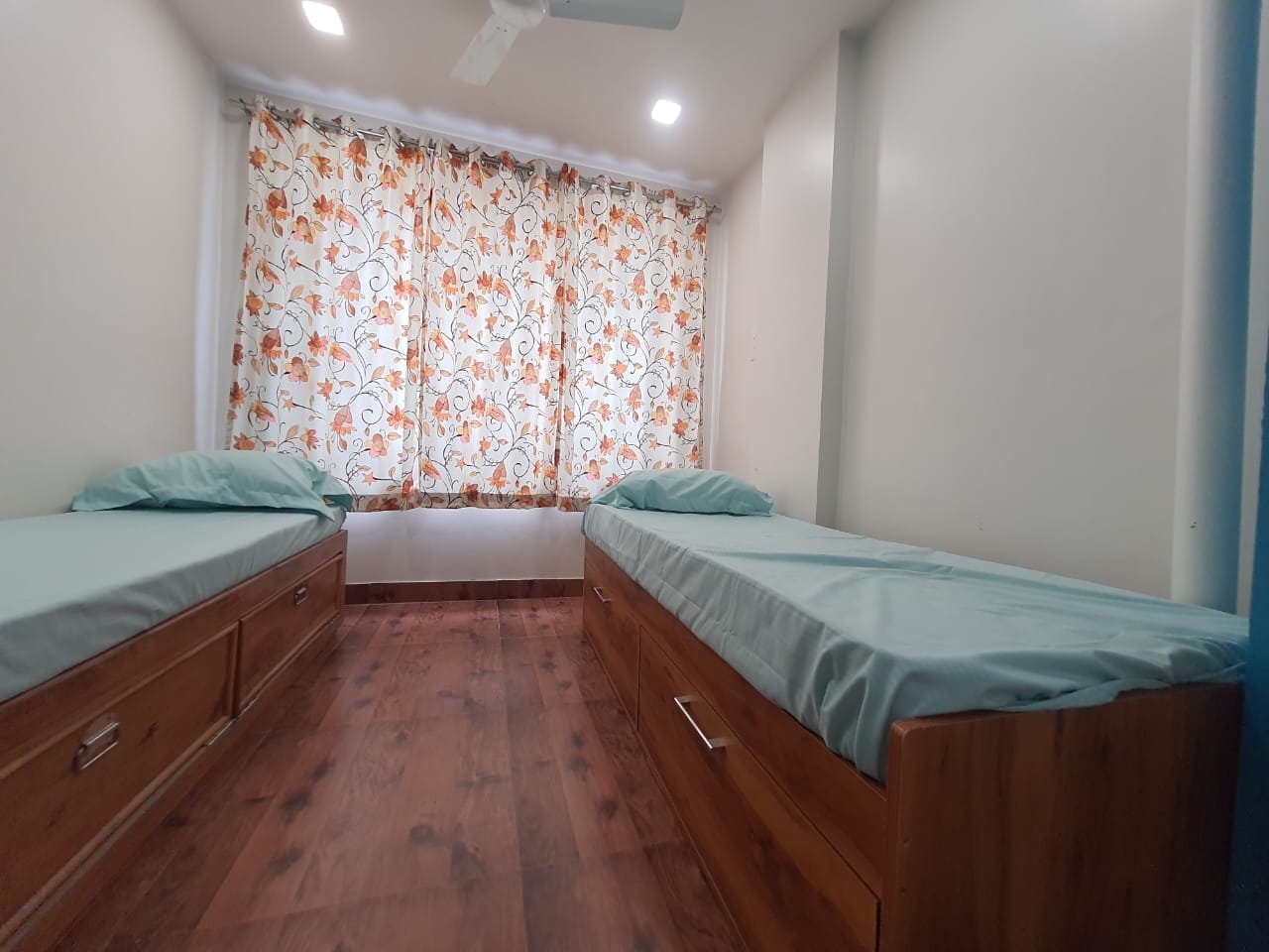 Properties Details 6