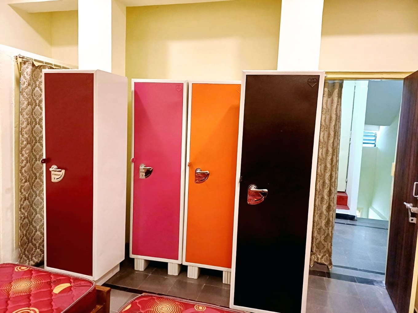 Properties Details 4