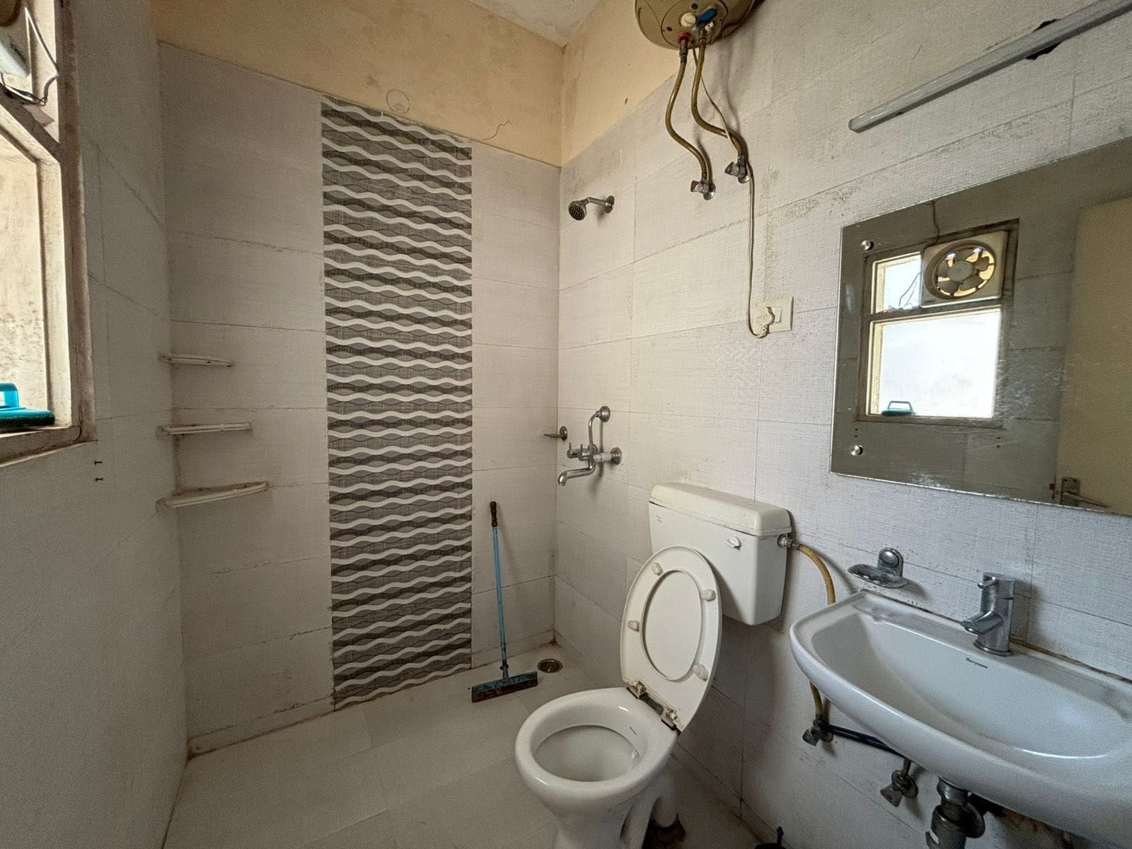 Properties Details 5