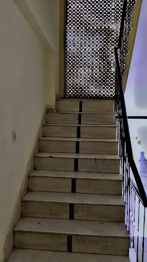 Properties Details 6