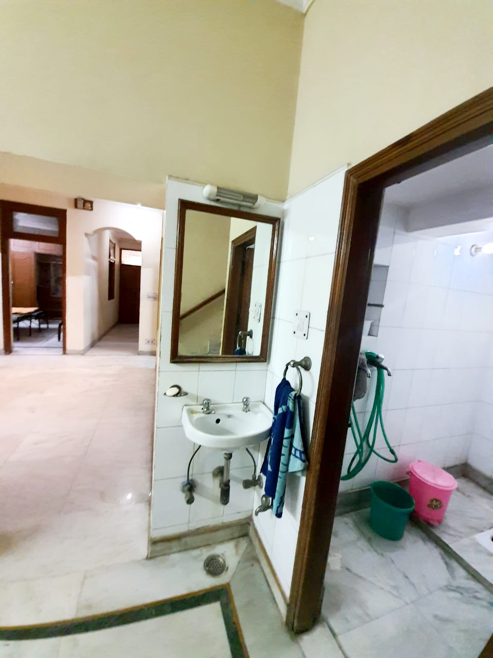 Properties Details 4