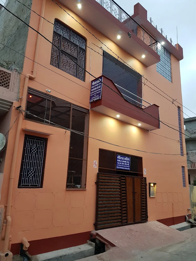 Properties Details 4