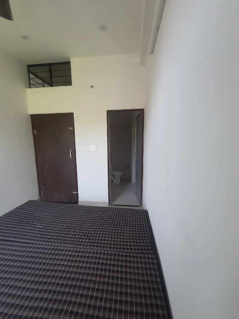Properties Details 4