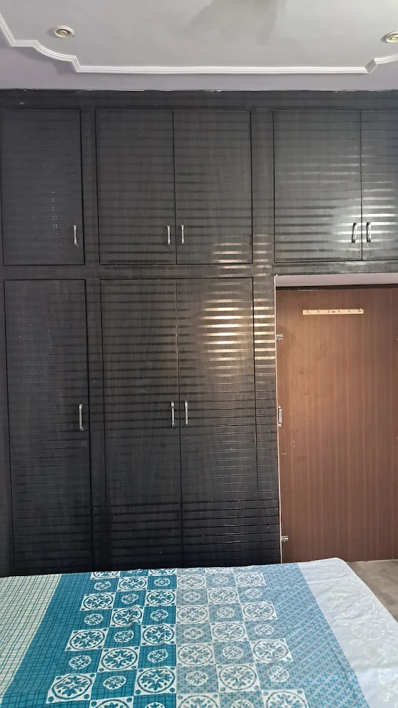 Properties Details 4