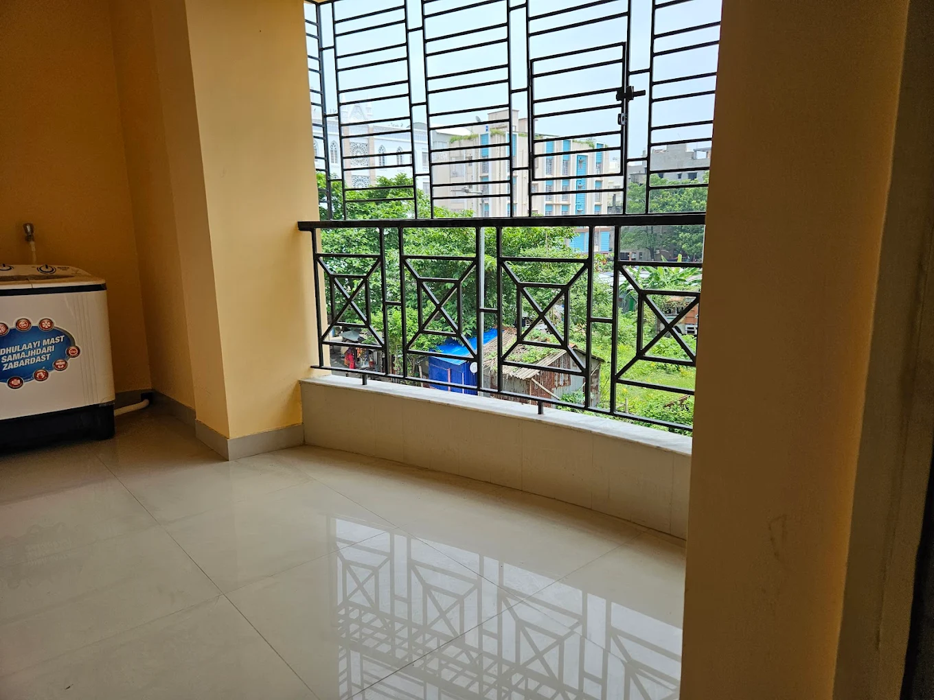 Image 4