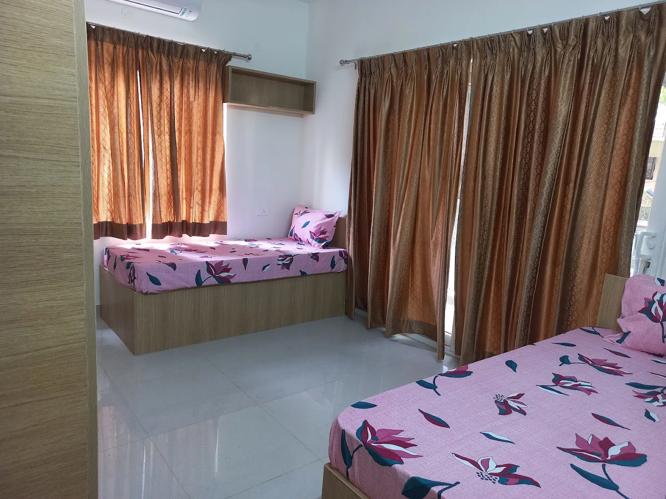 Properties Details 7