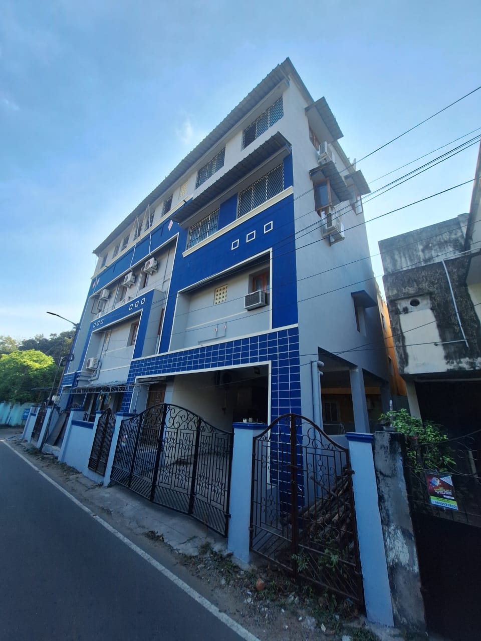 Properties Details 5