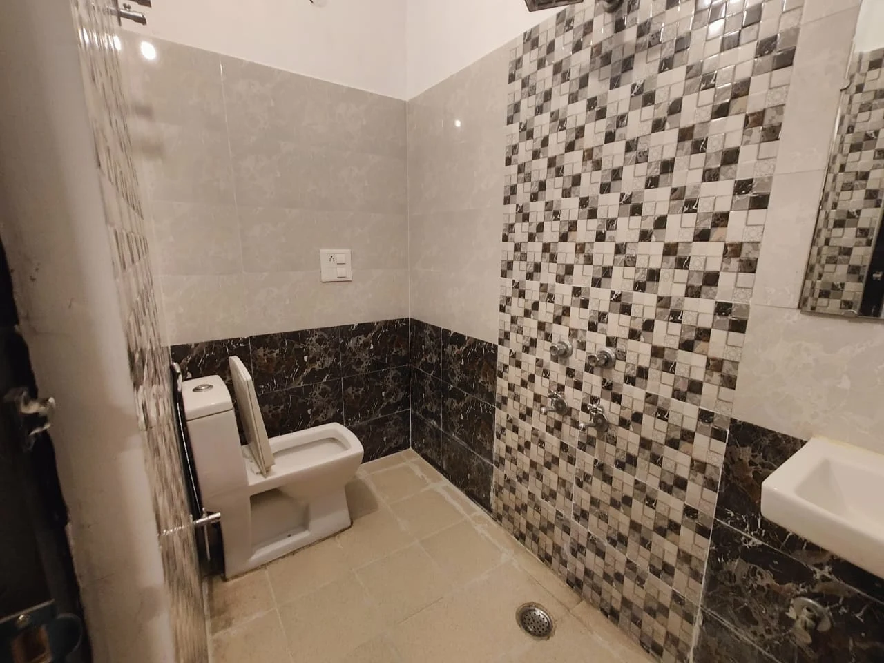 Properties Details 6