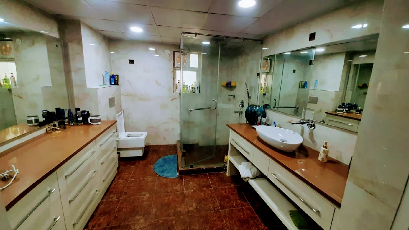 Properties Details 5