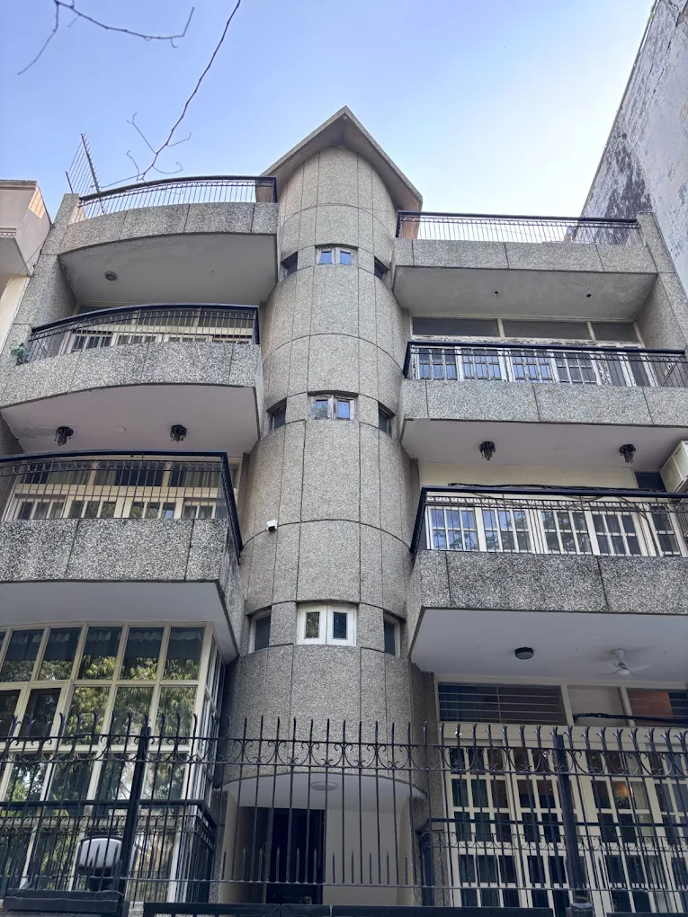 Properties Details 4