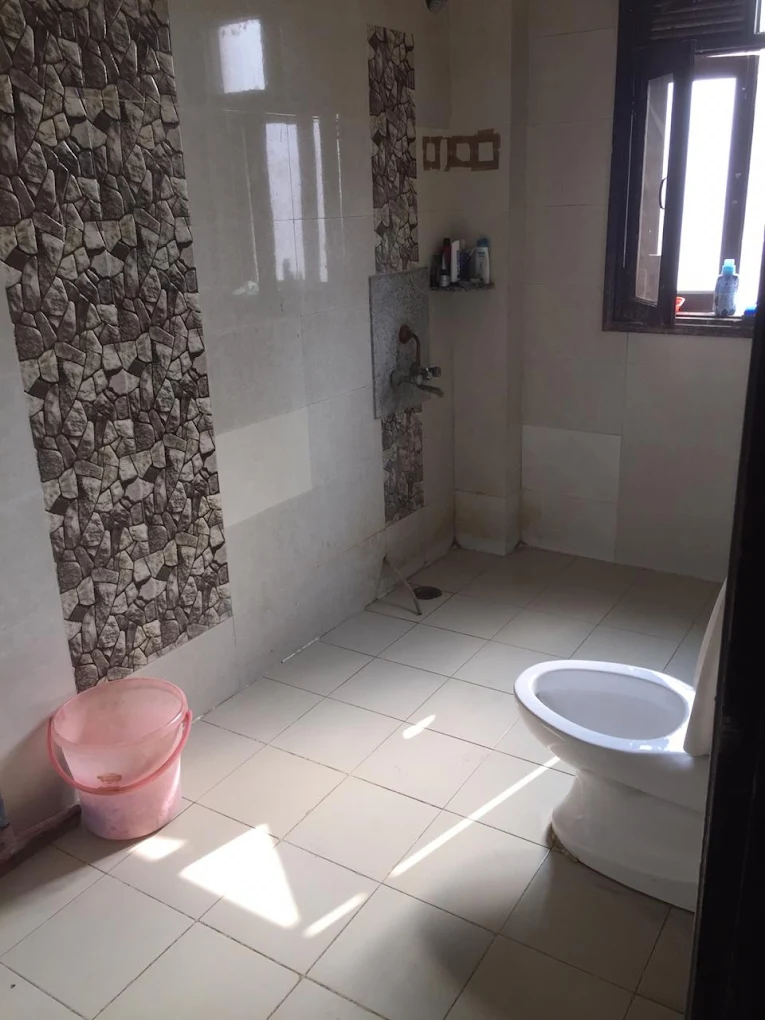 Properties Details 4