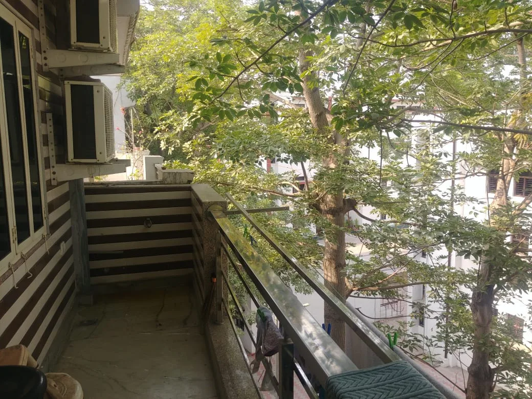 Properties Details 7