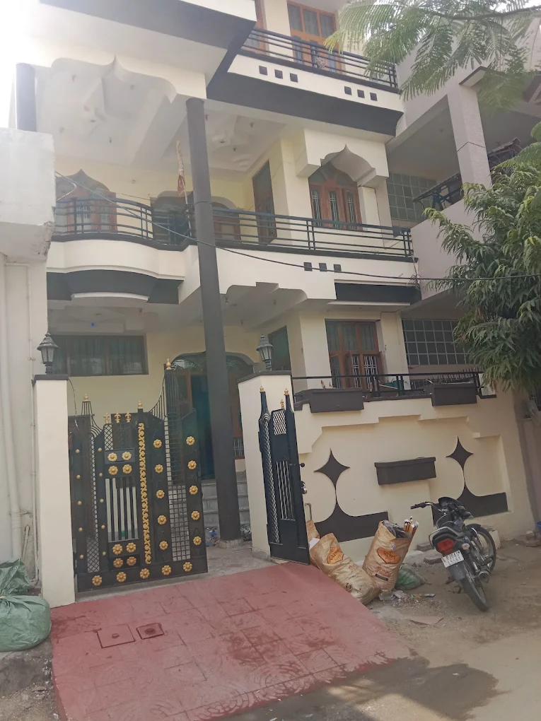 Properties Details 4