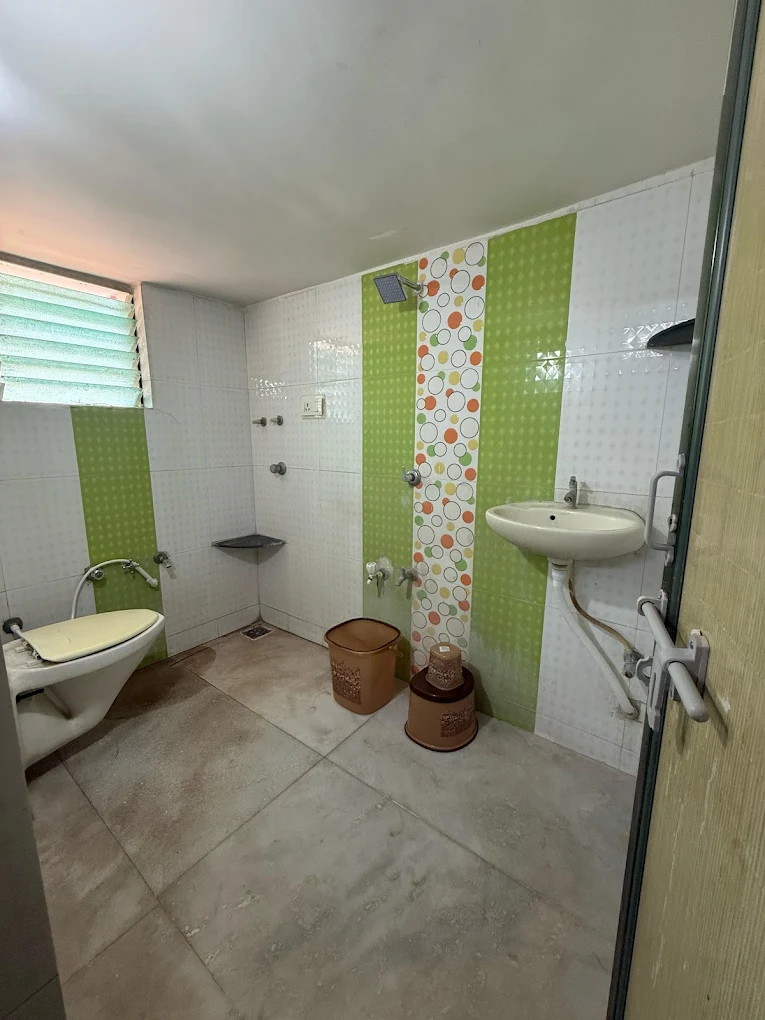 Properties Details 4