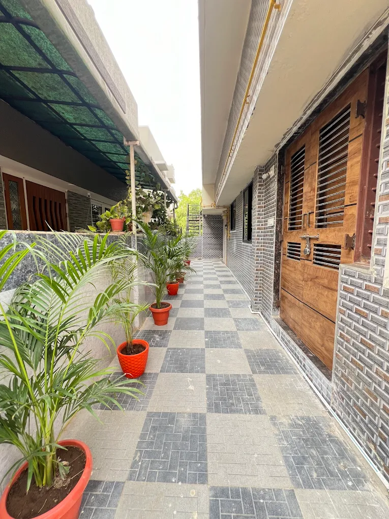 Properties Details 5