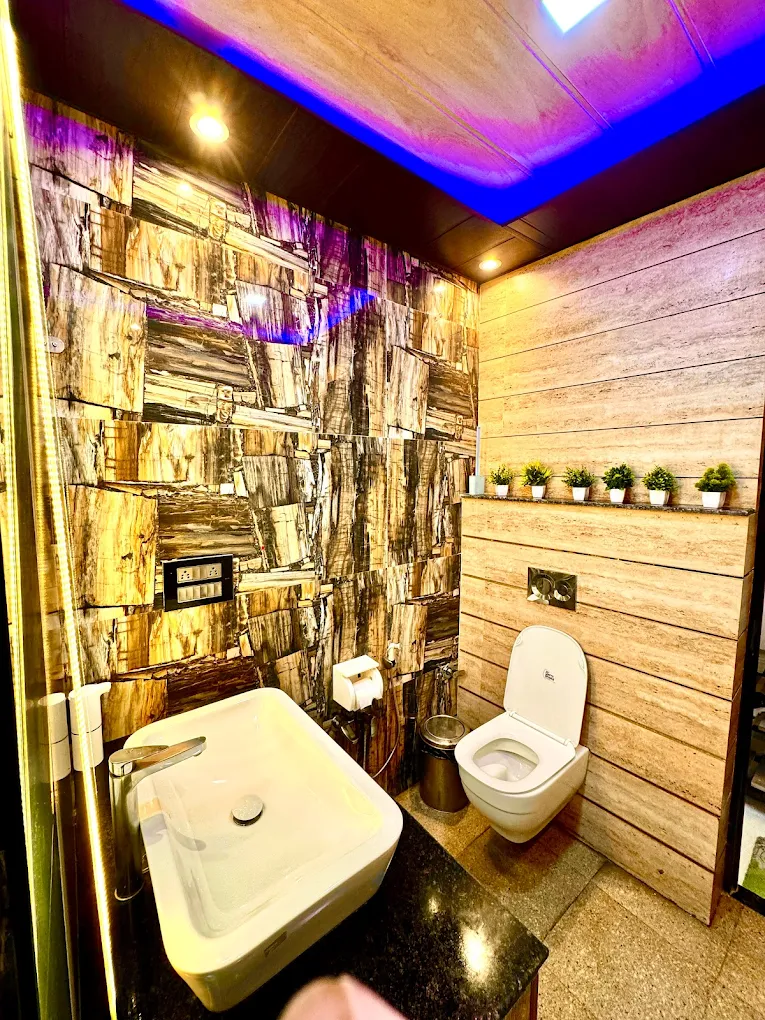 Properties Details 7