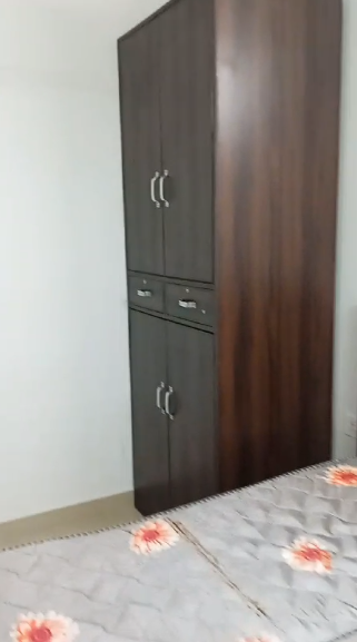 Properties Details 4