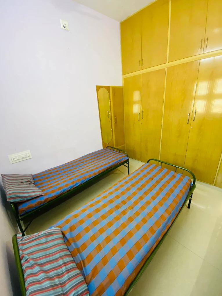 Properties Details 4