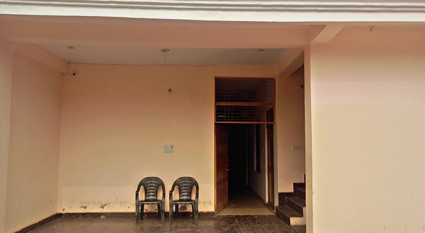 Properties Details 4